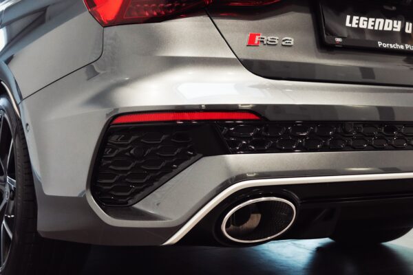 Audi RS3 - Image 2