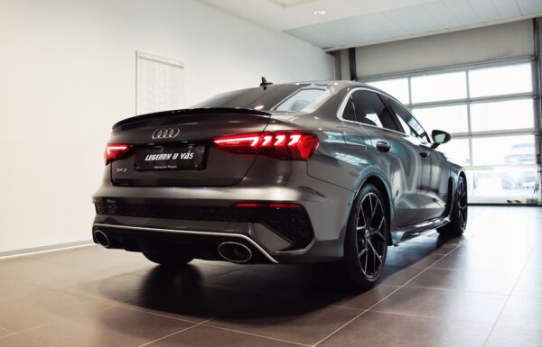 Audi RS3 - Image 6