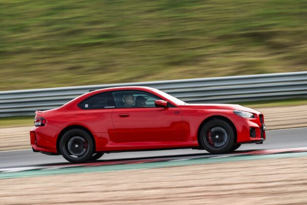 BMW M2 G87 (AT) - Image 7